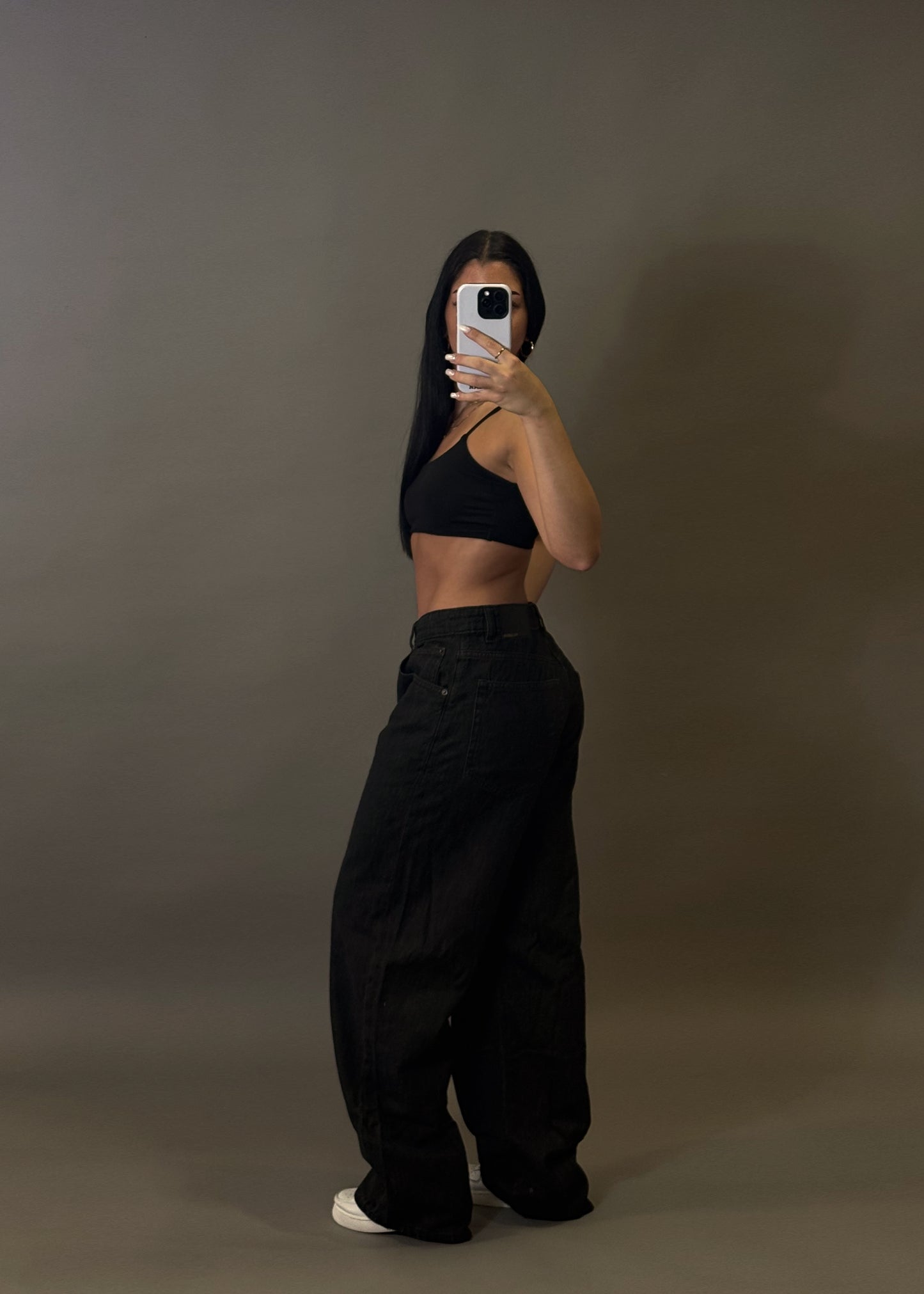 PULL&BEAR BLACK BAGGY JEANS