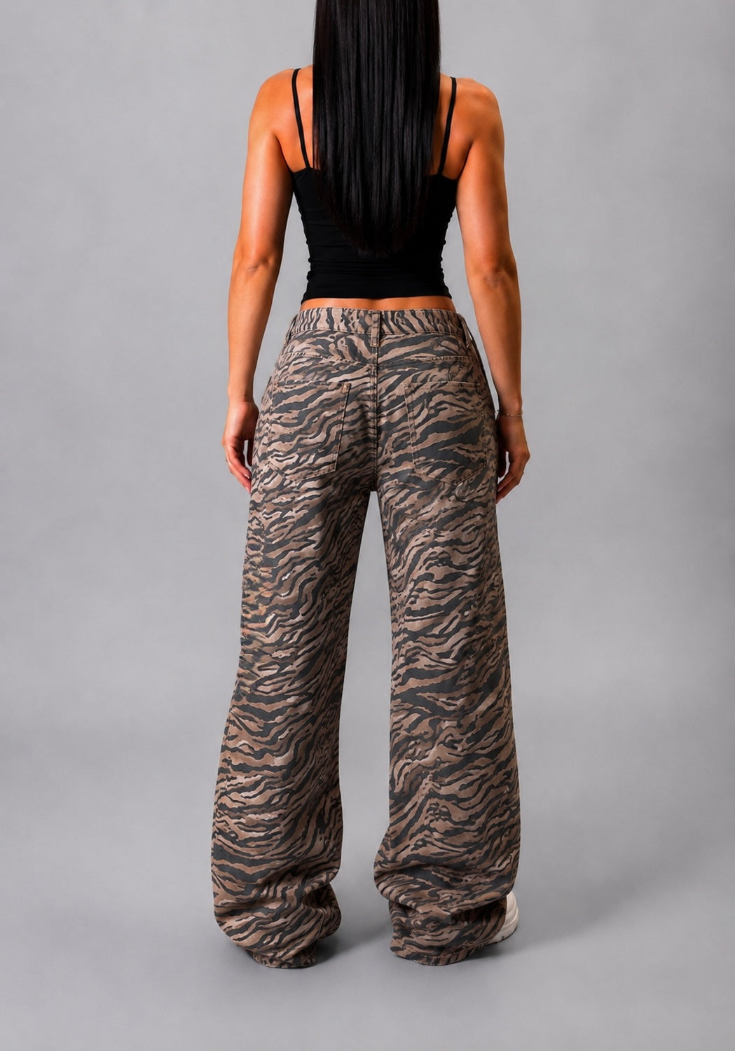 STRADIVARIUS TIGER PRINT JEANS
