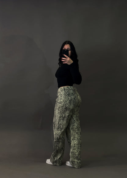 PULL&BEAR SNAKEPRINT JEANS