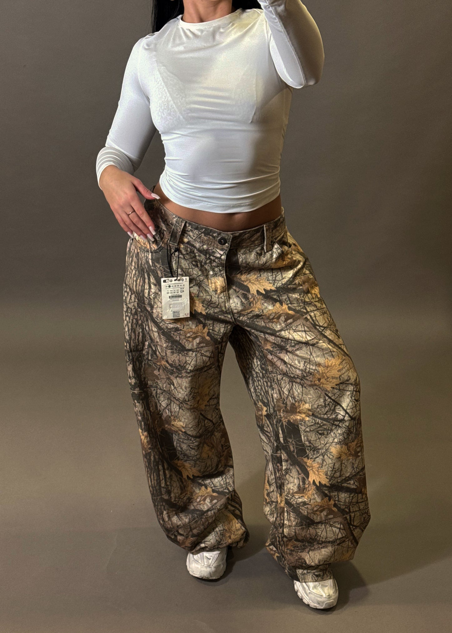 BERSHKA BARREL BAGGY PANTS