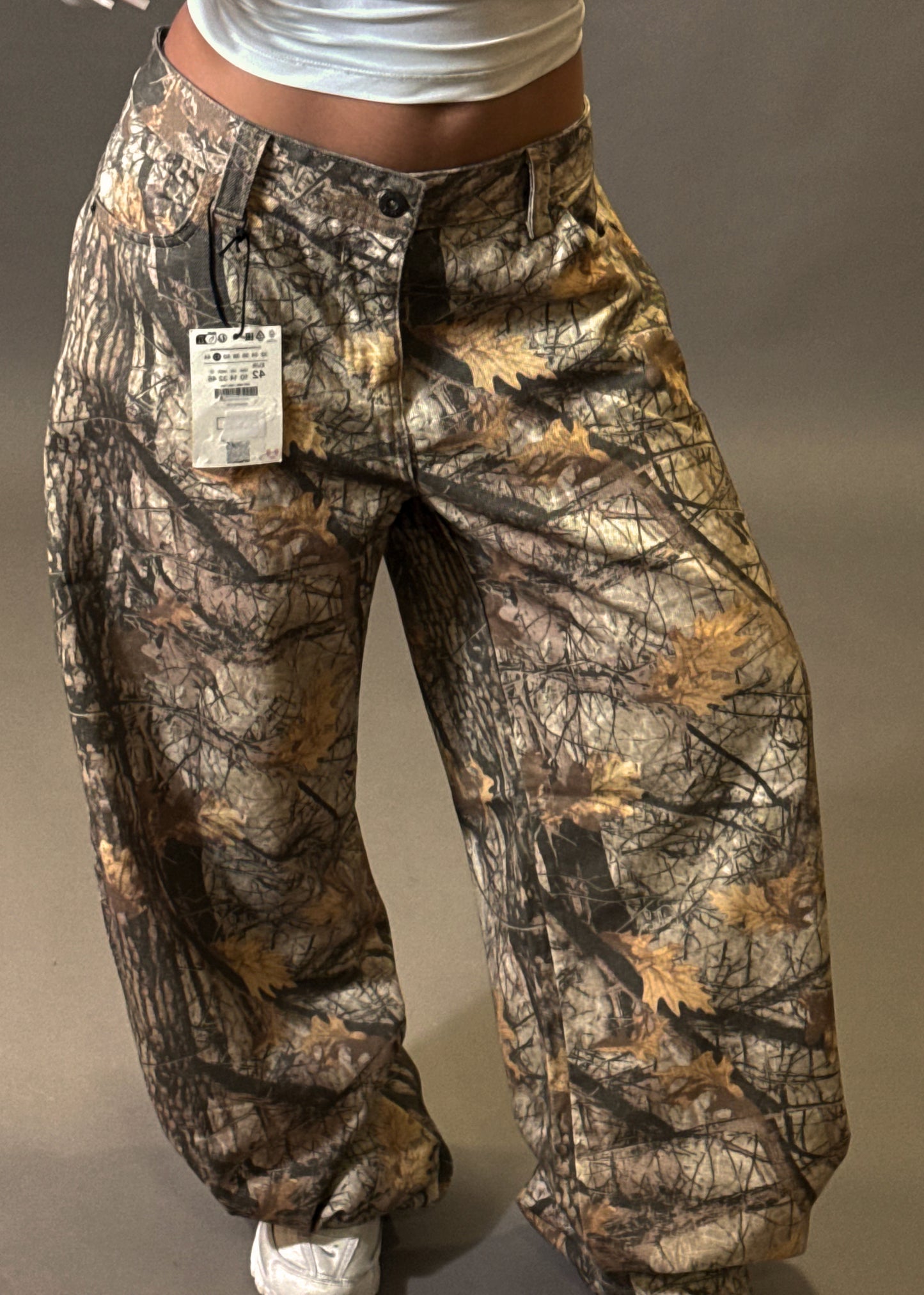 BERSHKA BARREL BAGGY PANTS