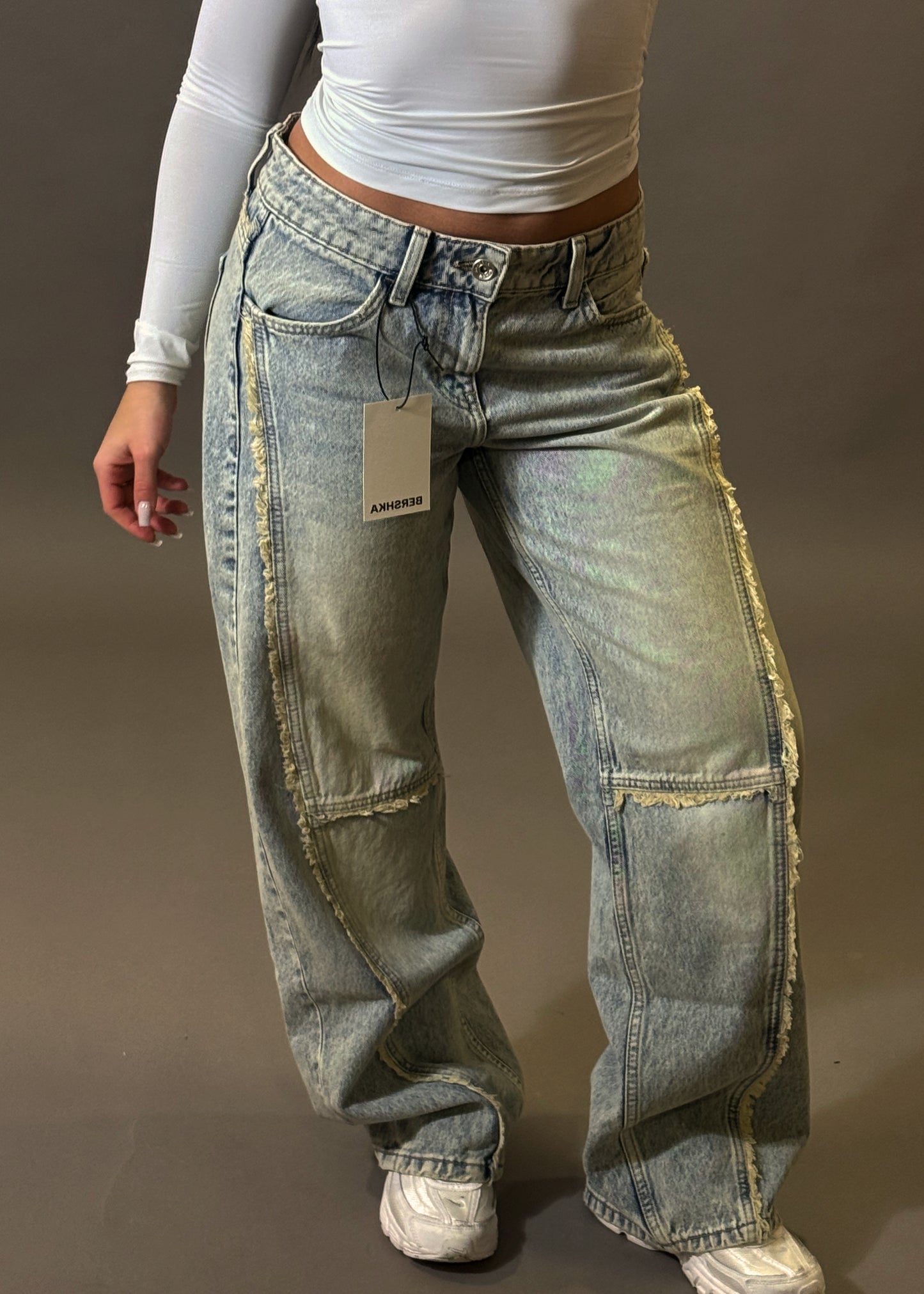 BERSHKA LOW WAIST BAGGY JEANS