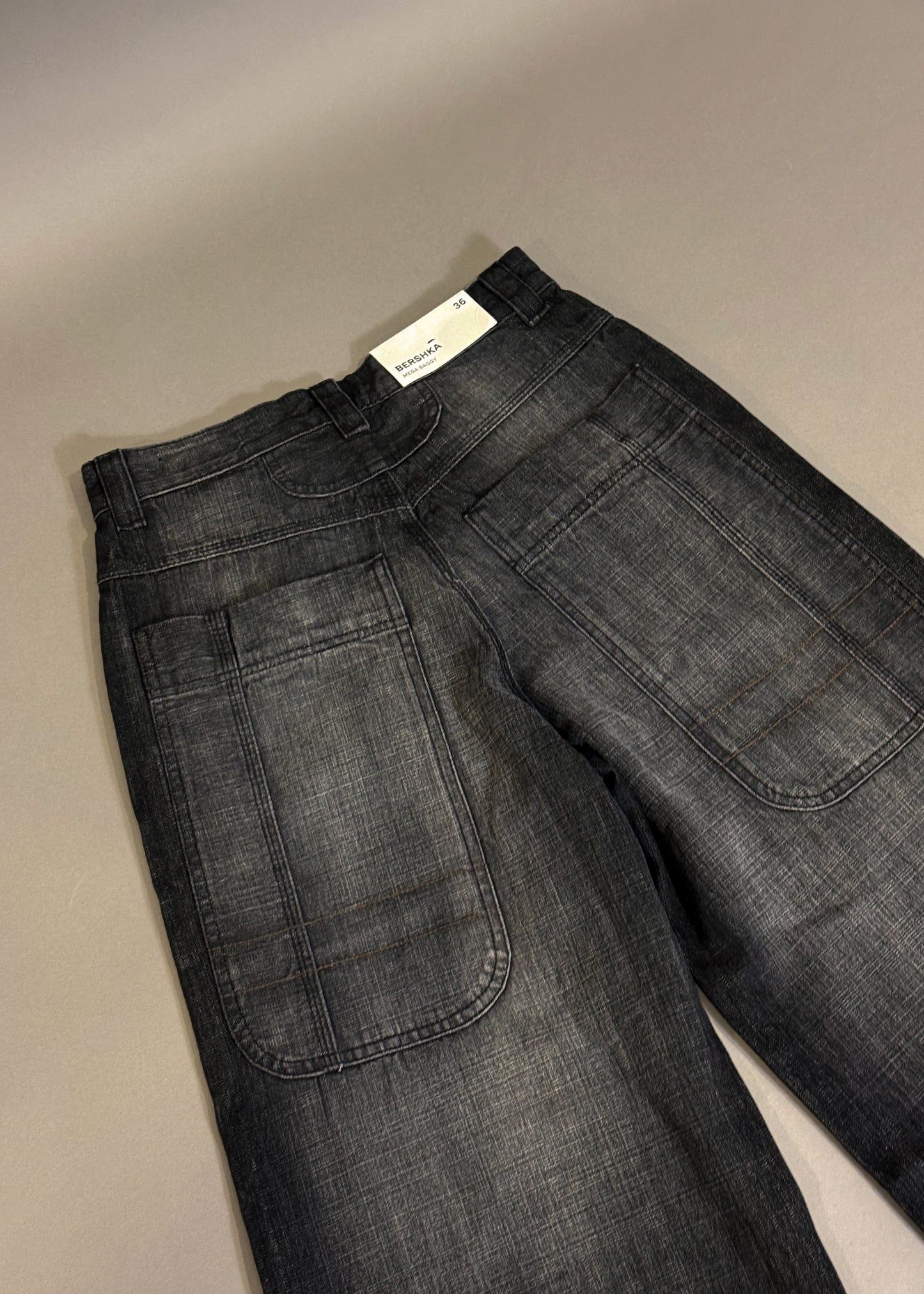 BERSHKA MEGA BAGGY GREY JEANS