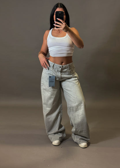 STRADIVARIUS BAGGY LOW WAIST JEANS