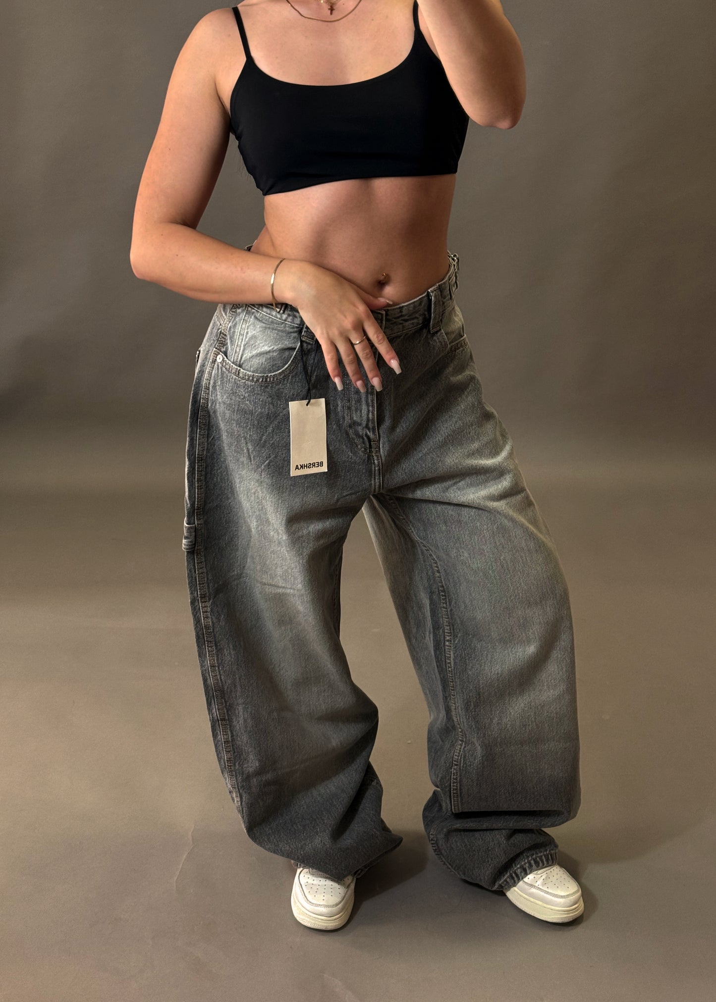 BERSHKA WIDE BALLOON JEANS
