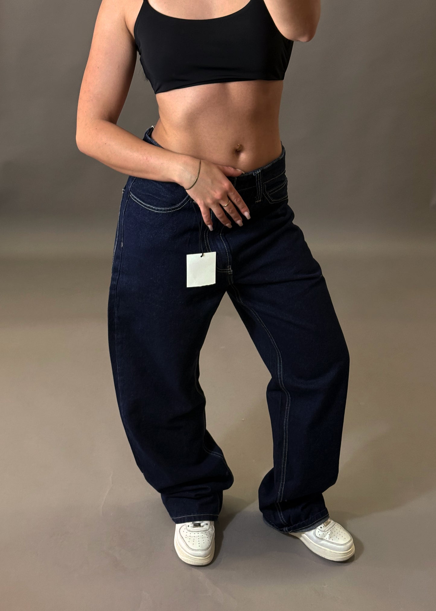 BERSHKA BAGGY INDIGO JEANS