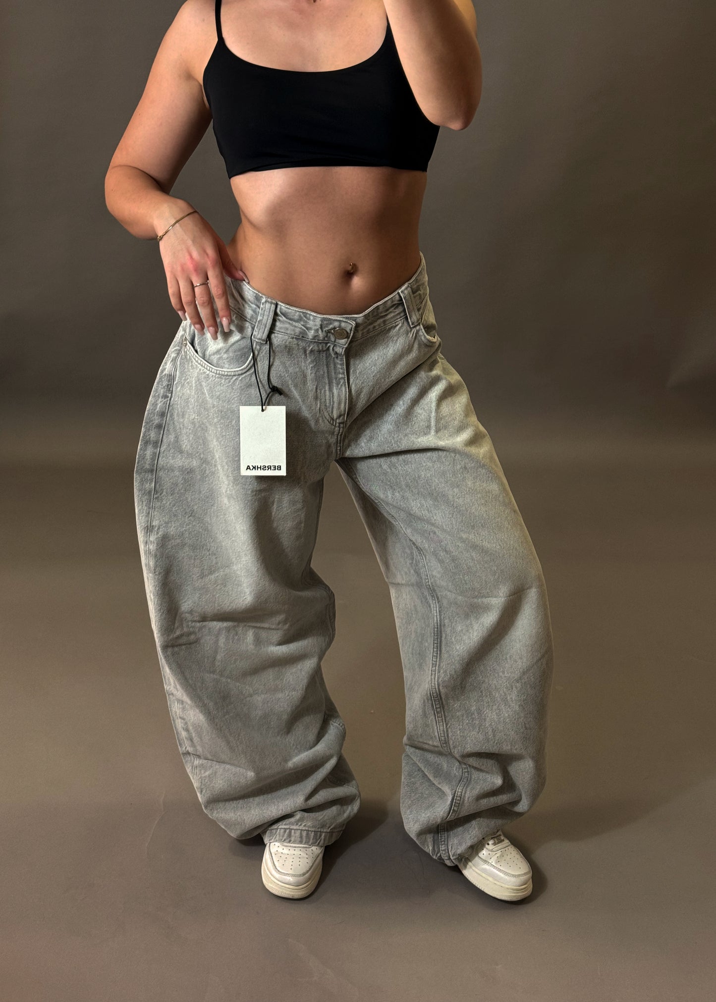 BERSHKA BAGGY BALLOON JEANS