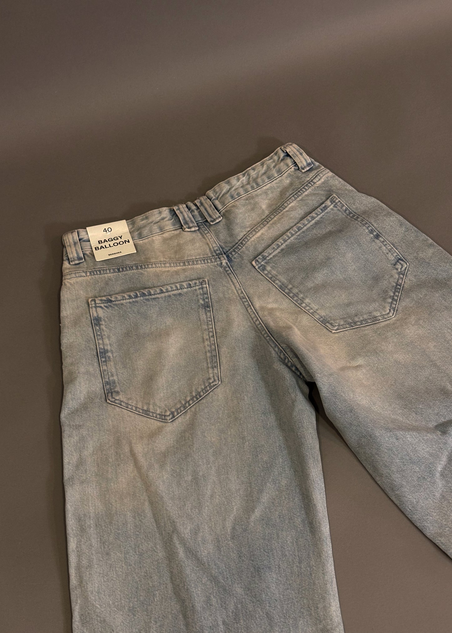 BERSHKA BAGGY BALLOON JEANS