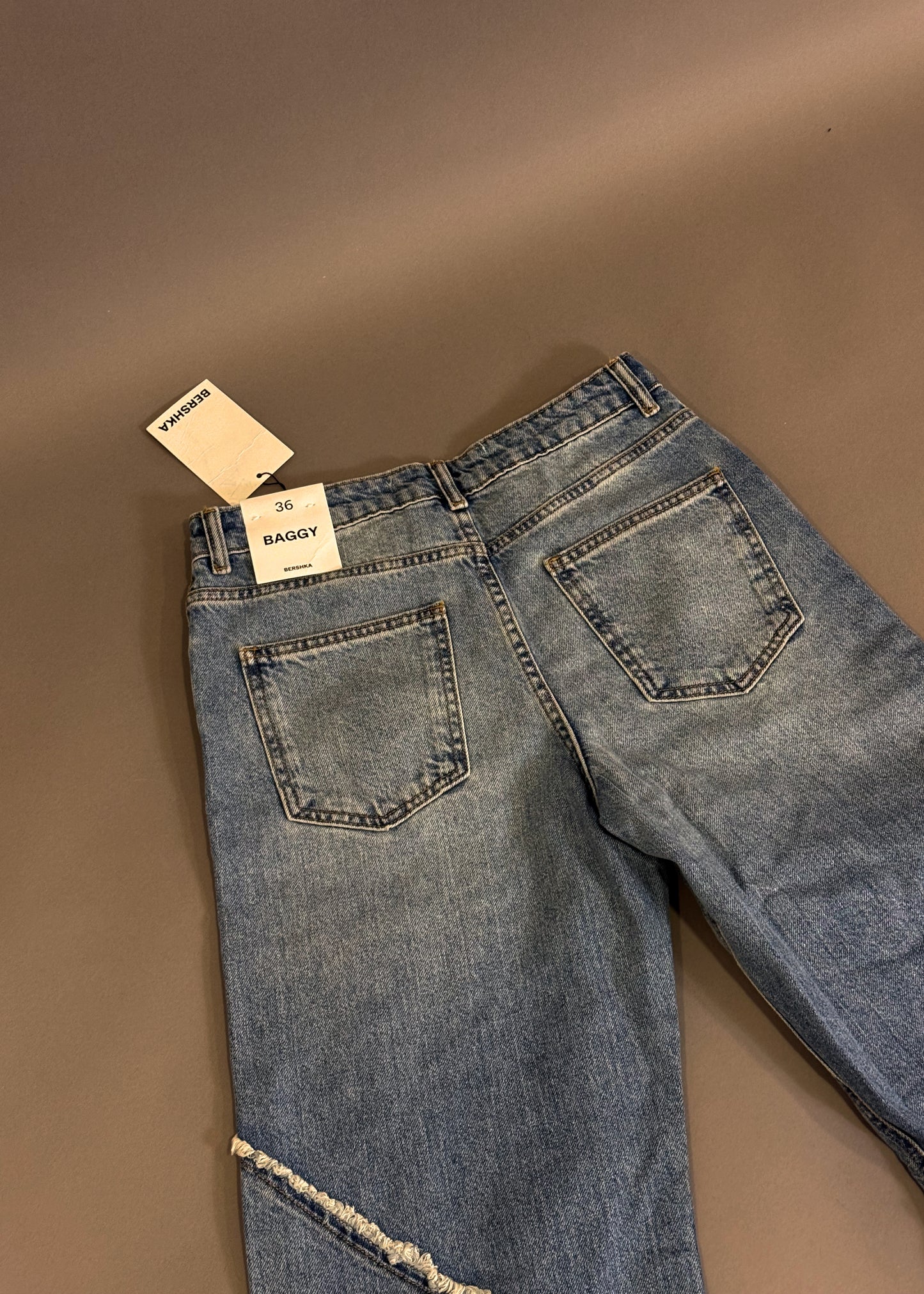 BERSHKA BAGGY TEXTURED JEANS