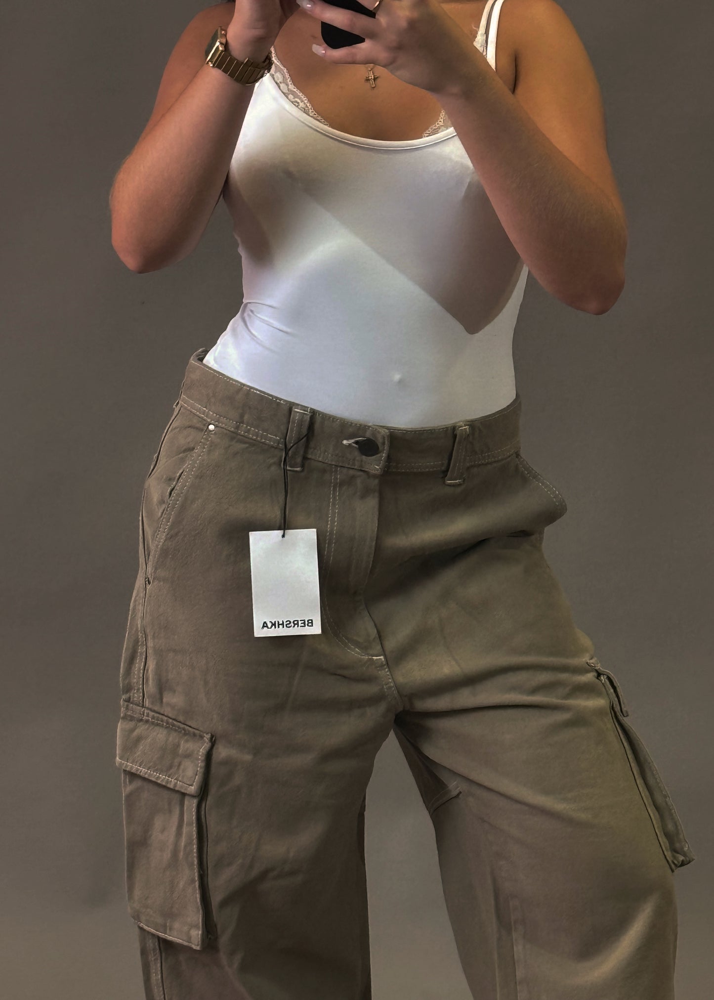 BERSHKA CARGO JEANS
