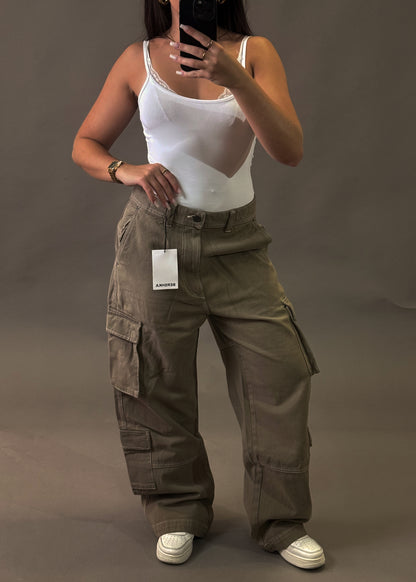 BERSHKA CARGO JEANS