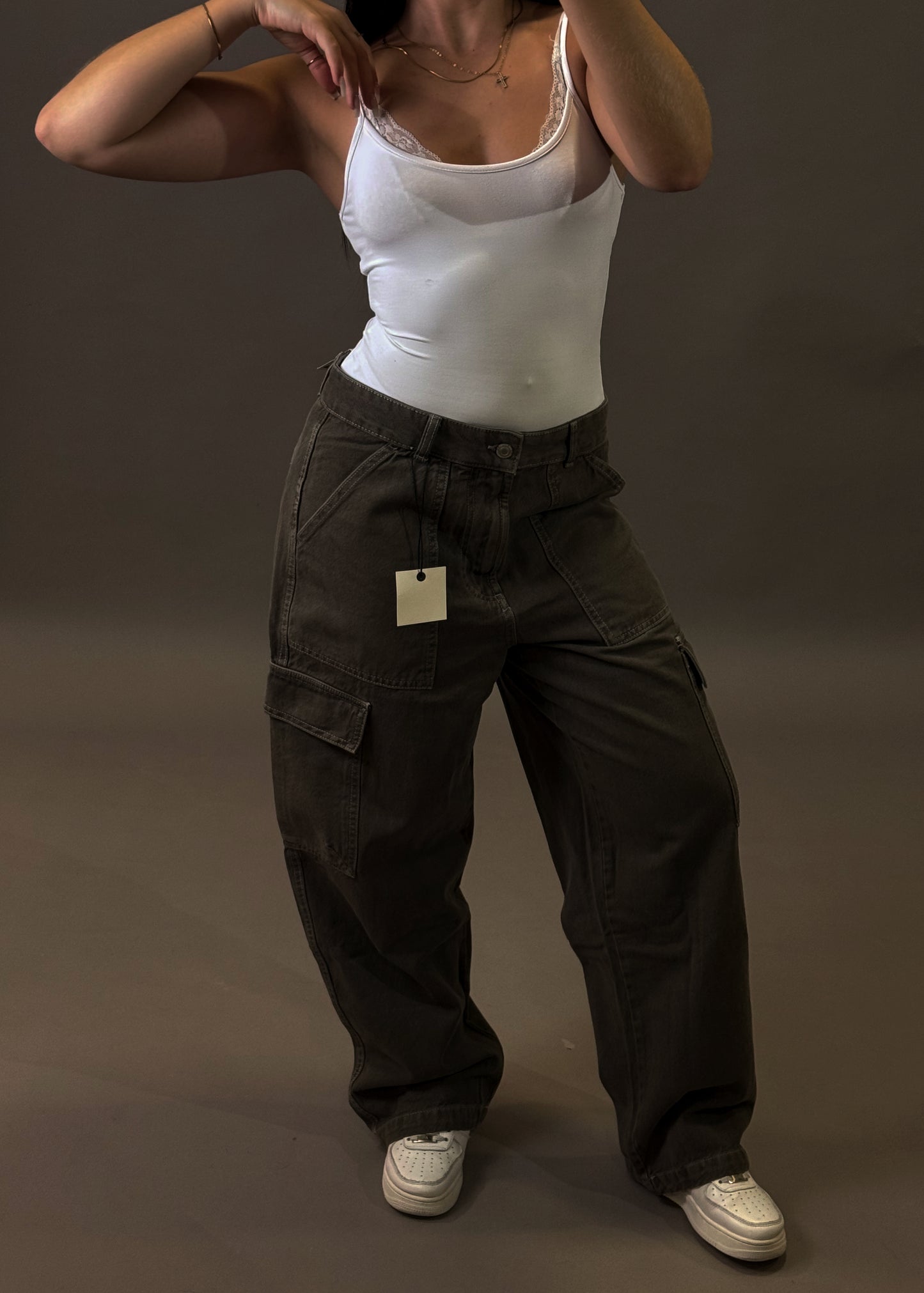 PULL&BEAR WIDE LEG CARGO JEANS