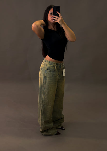 JENNIFER BAGGY JEANS