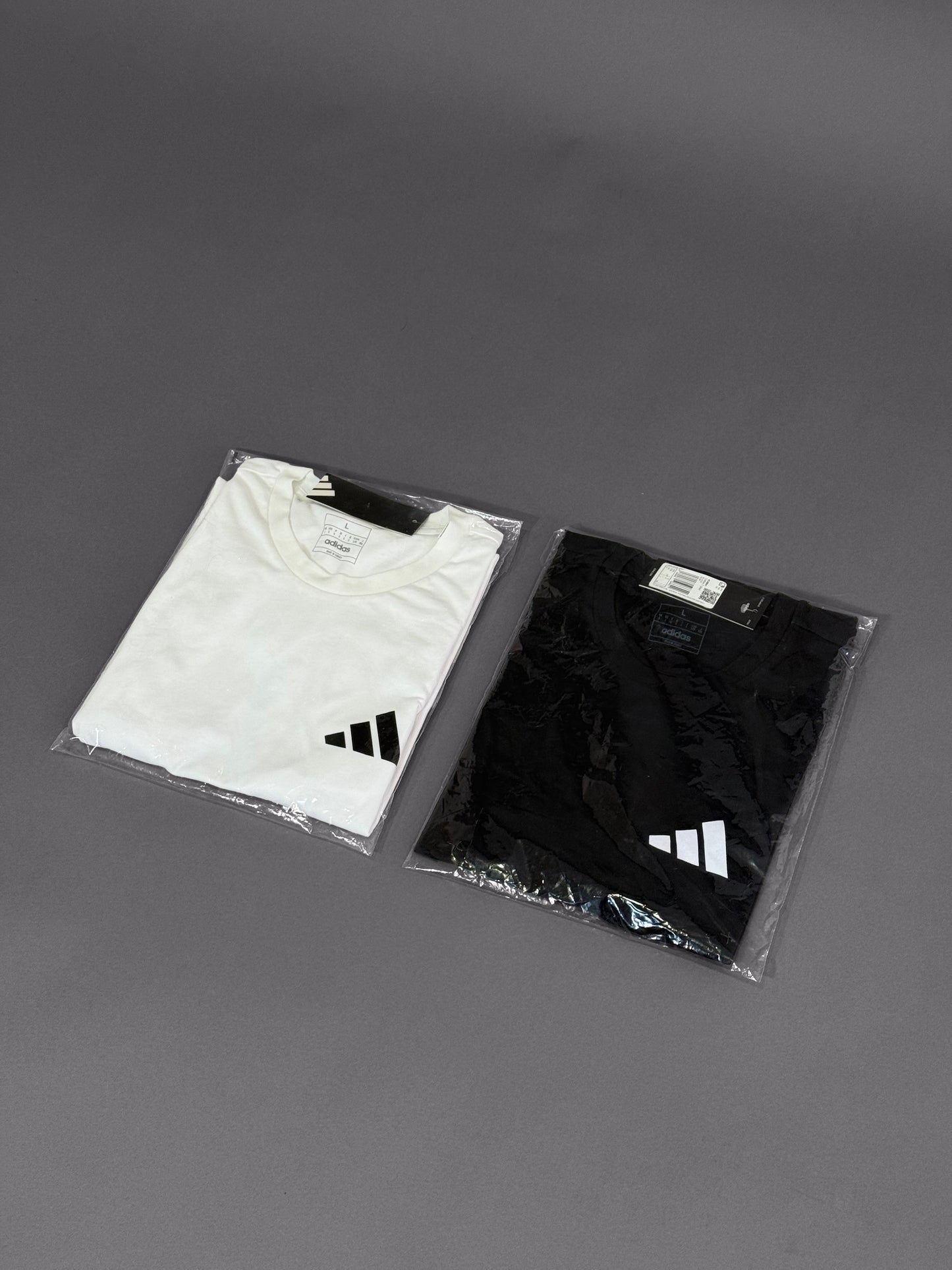 ADIDAS WHITE T-SHIRT