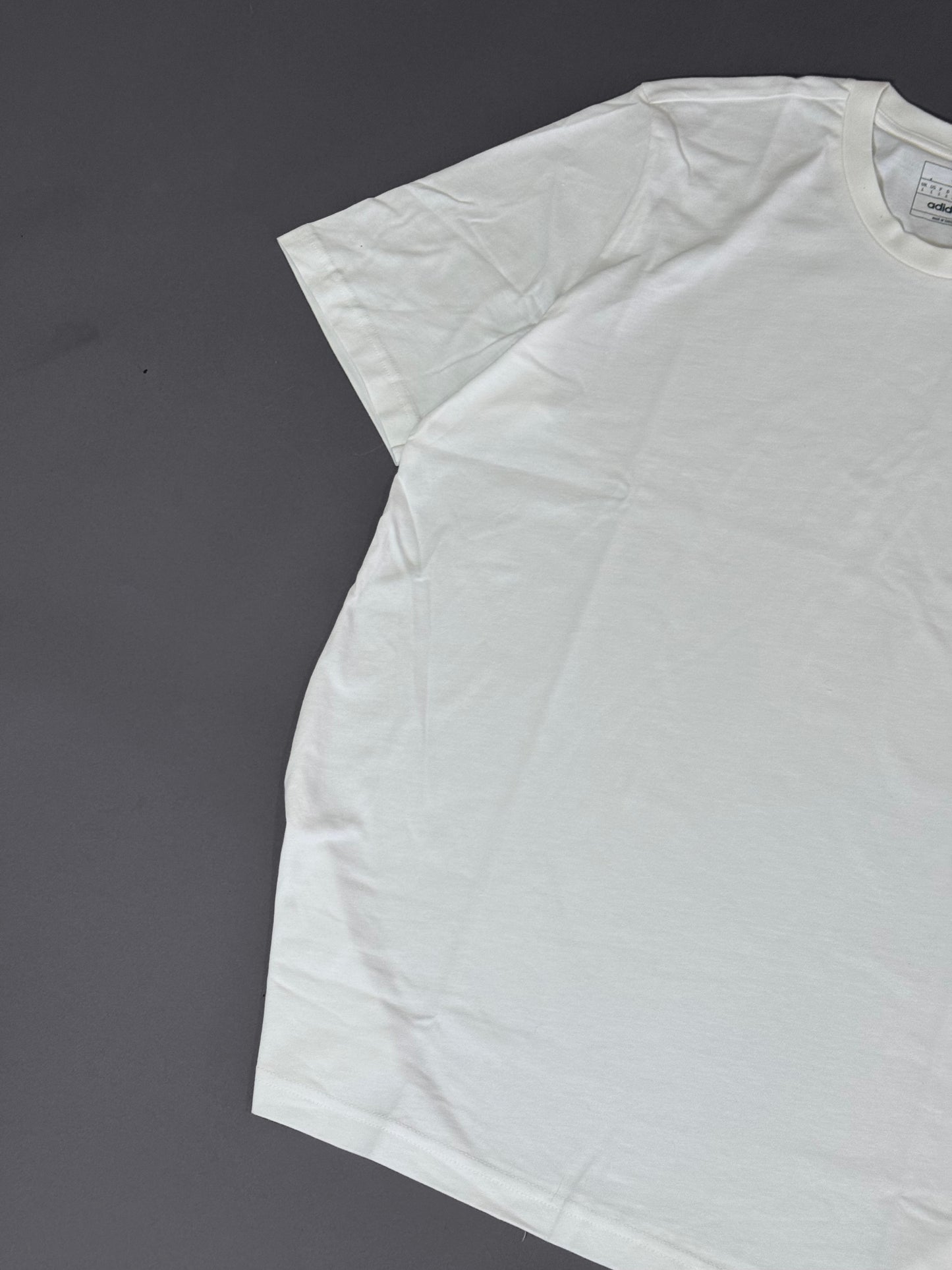 ADIDAS WHITE T-SHIRT