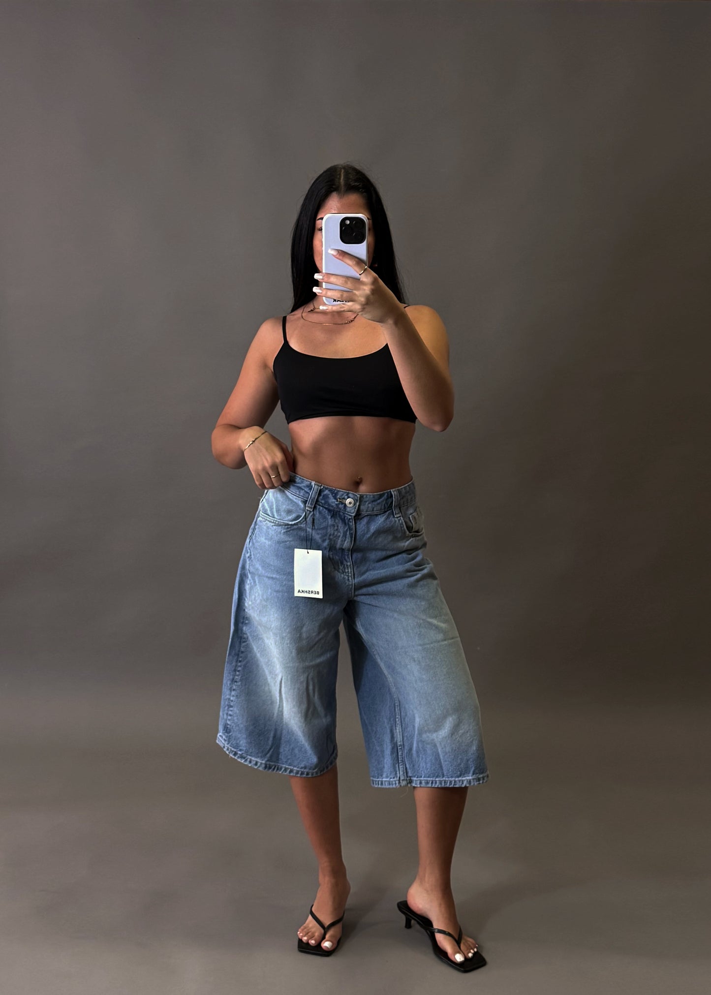 BERSHKA BAGGY JORTS