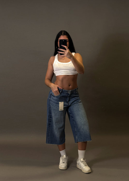 BERSHKA BAGGY JORTS