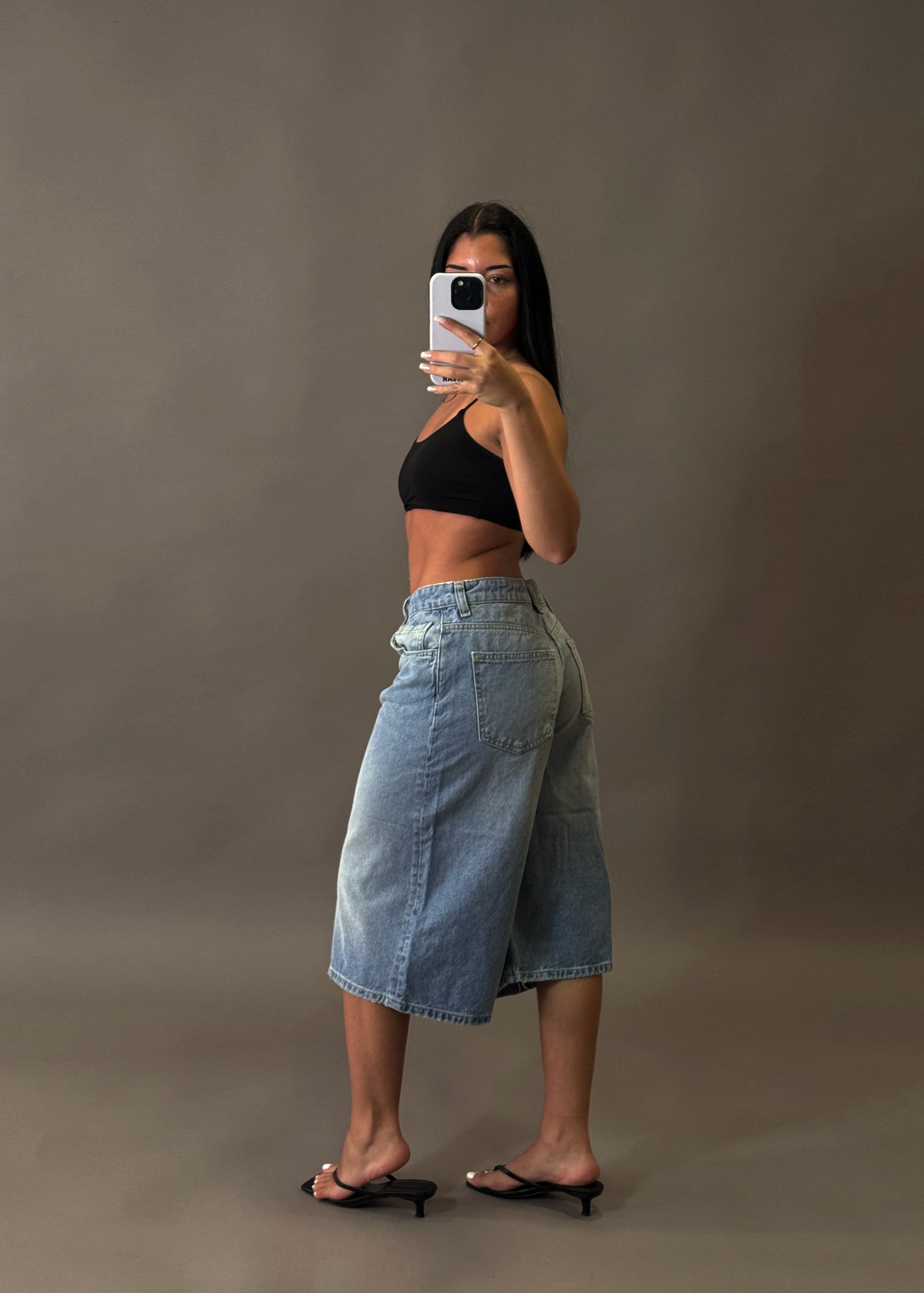 BERSHKA BAGGY JORTS