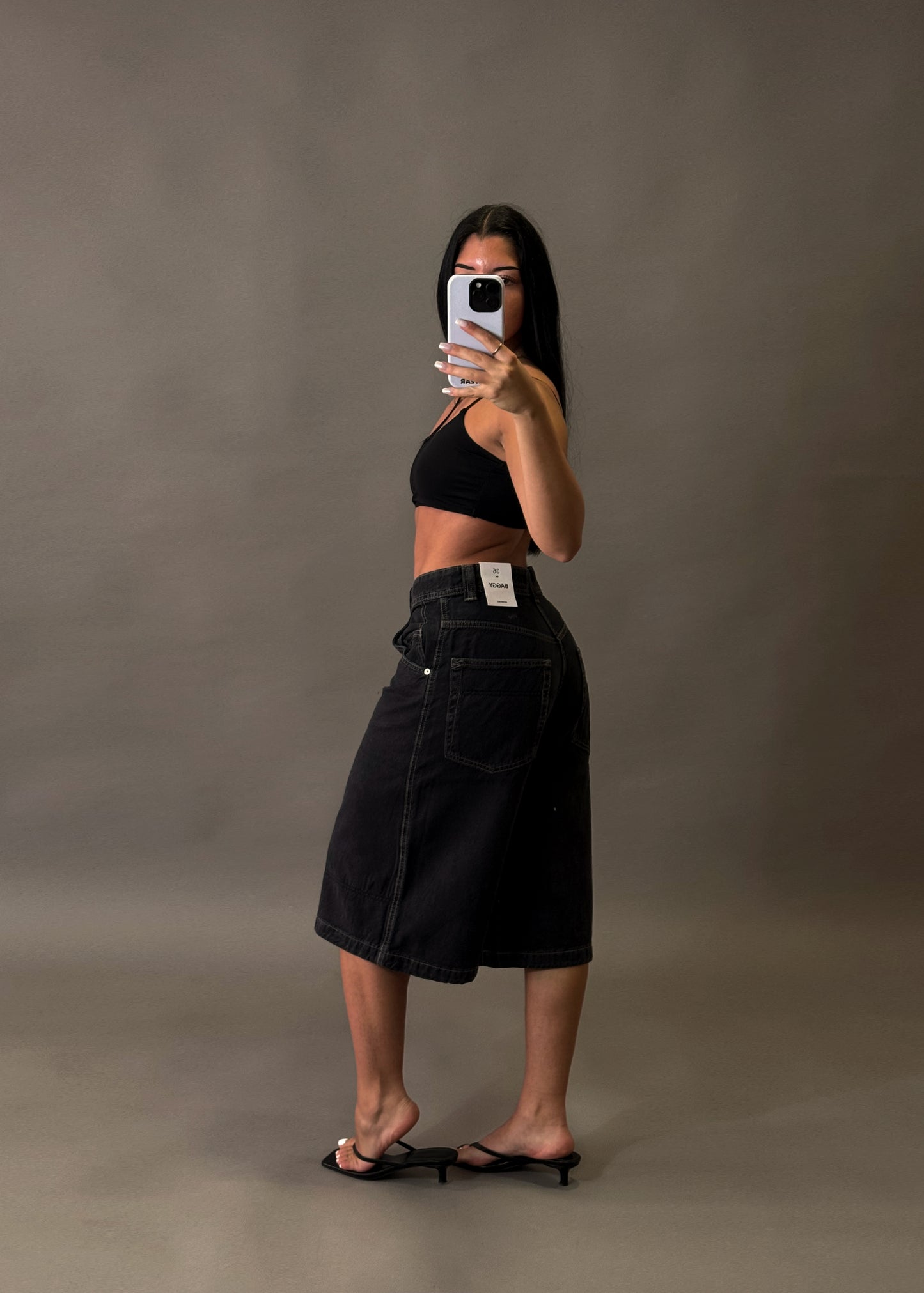 BERSHKA BAGGY JORTS