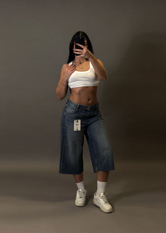 BERSHKA BAGGY JORTS
