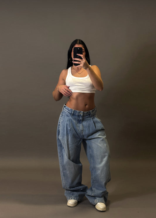 BERSHKA WIDE PLEATED JEANS