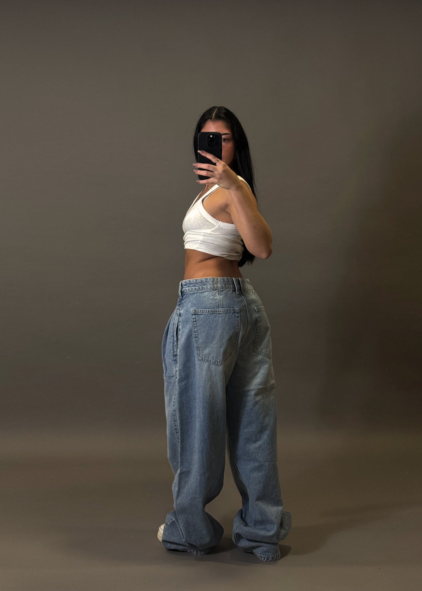 BERSHKA WIDE PLEATED JEANS