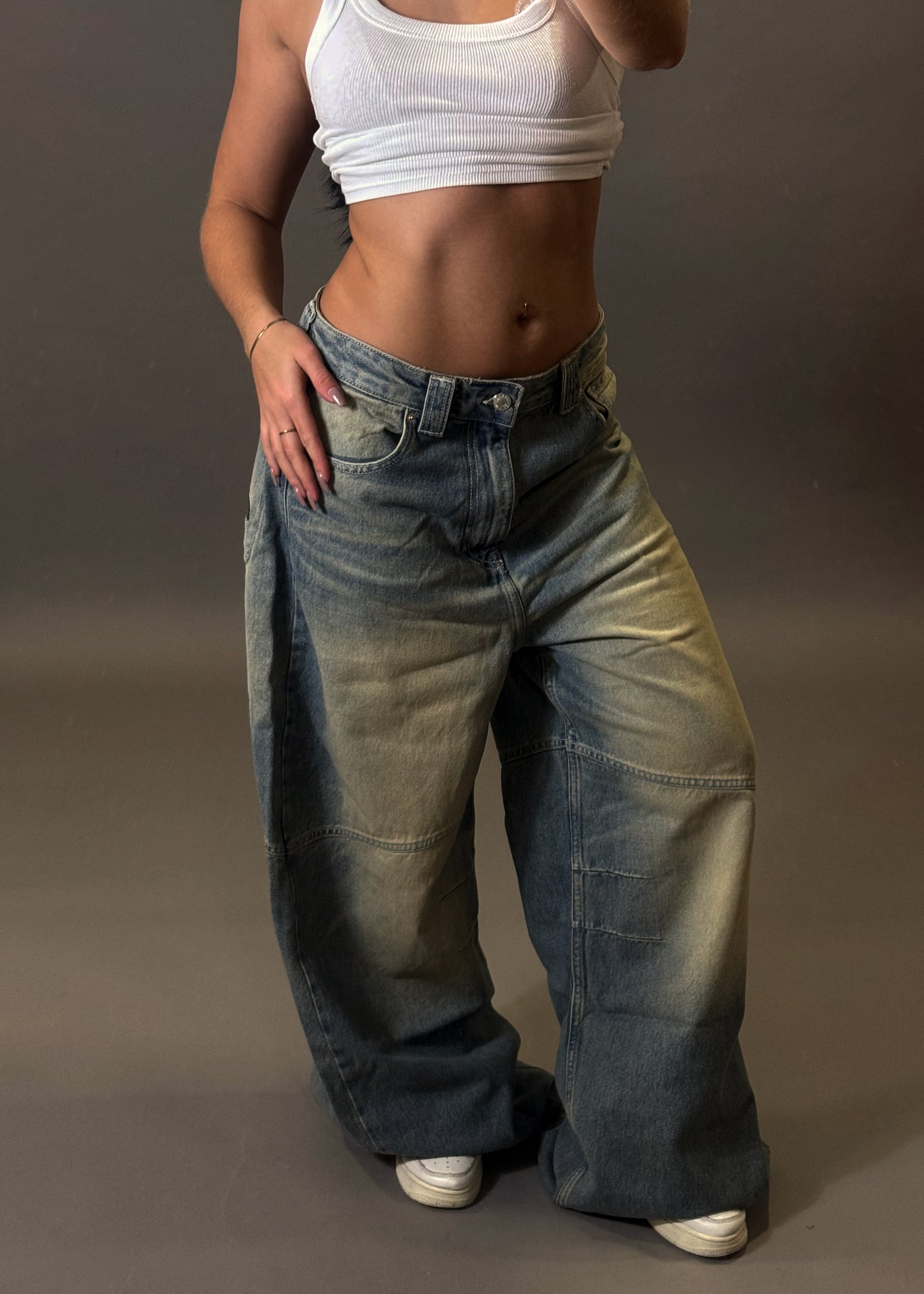 BERSHKA MEGA BAGGY JEANS