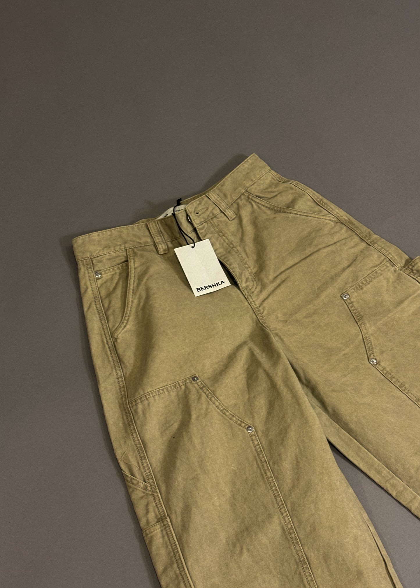 BERSHKA BROWN BAGGY JEANS