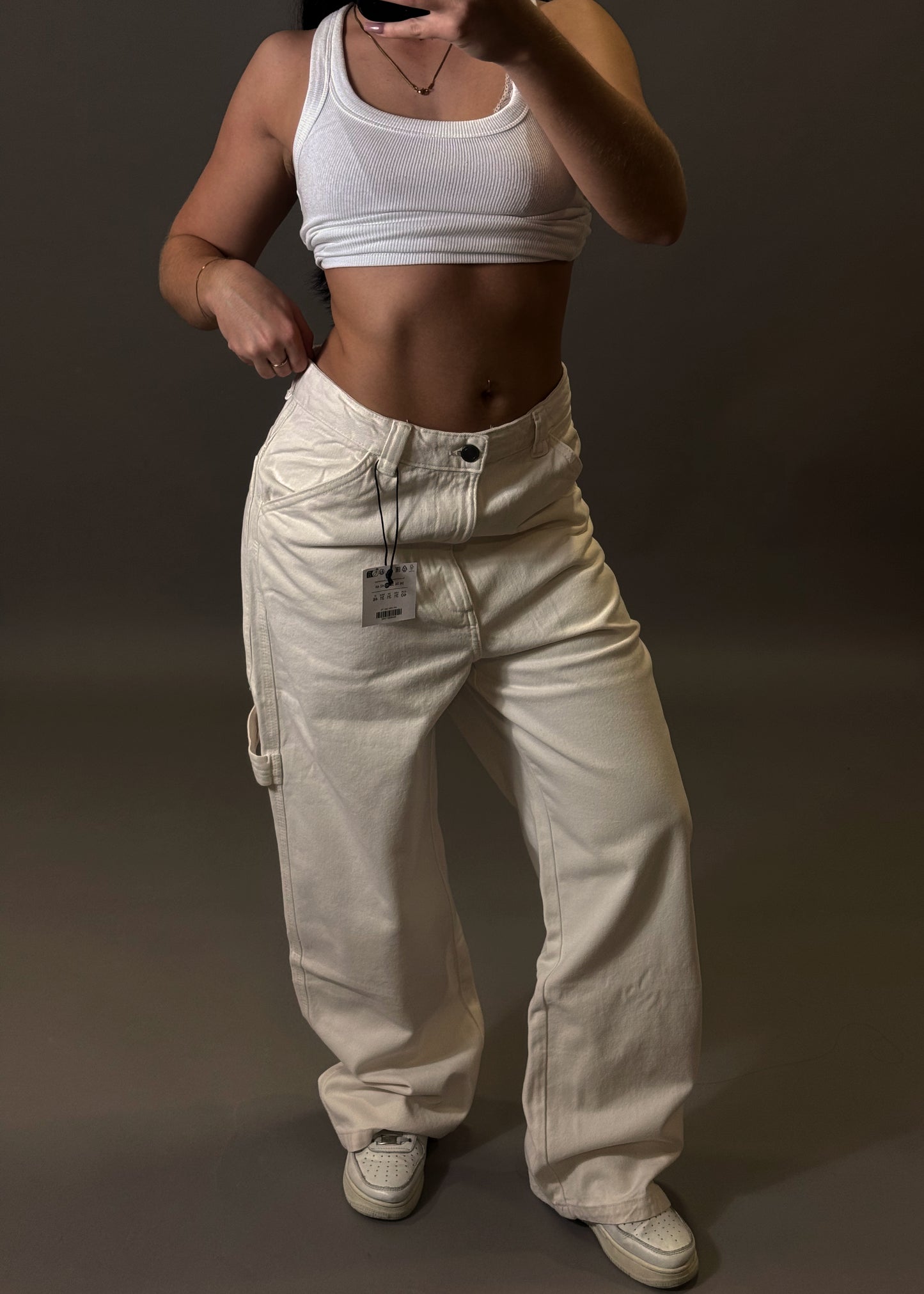 BERSHKA WHITE BAGGY JEANS