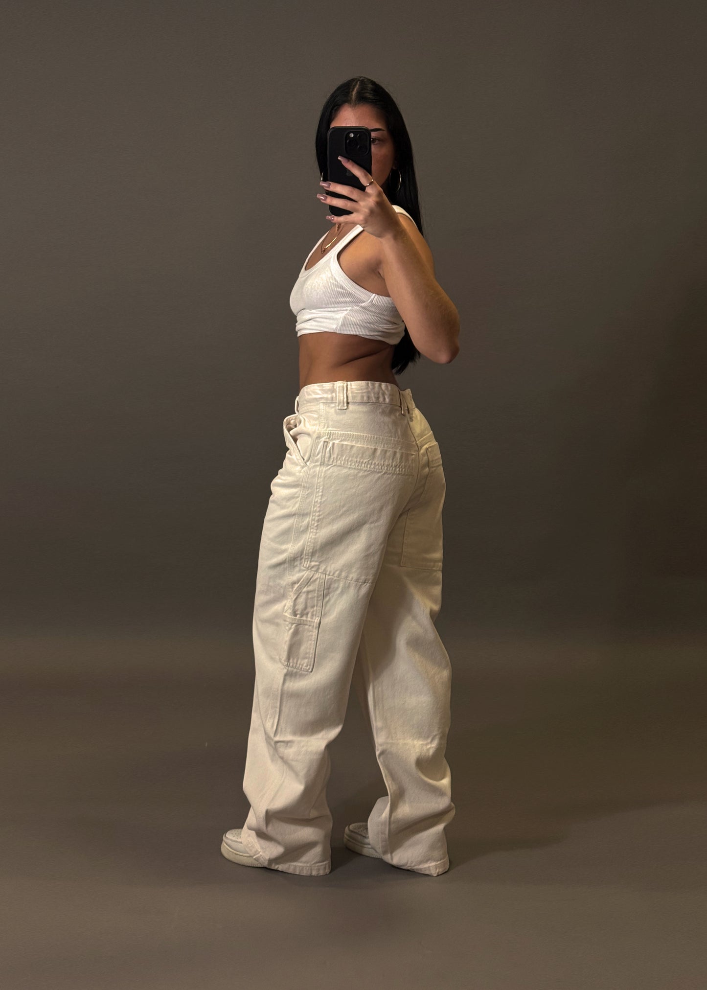 BERSHKA WHITE BAGGY JEANS