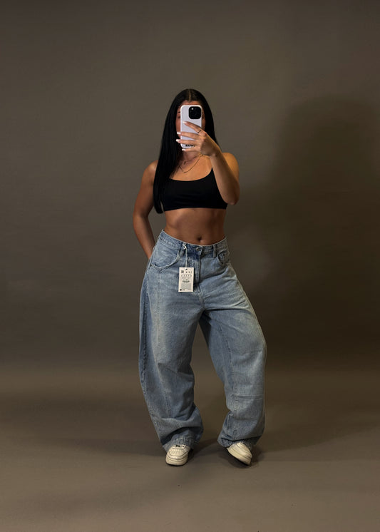 PULL&BEAR BAGGY JEANS