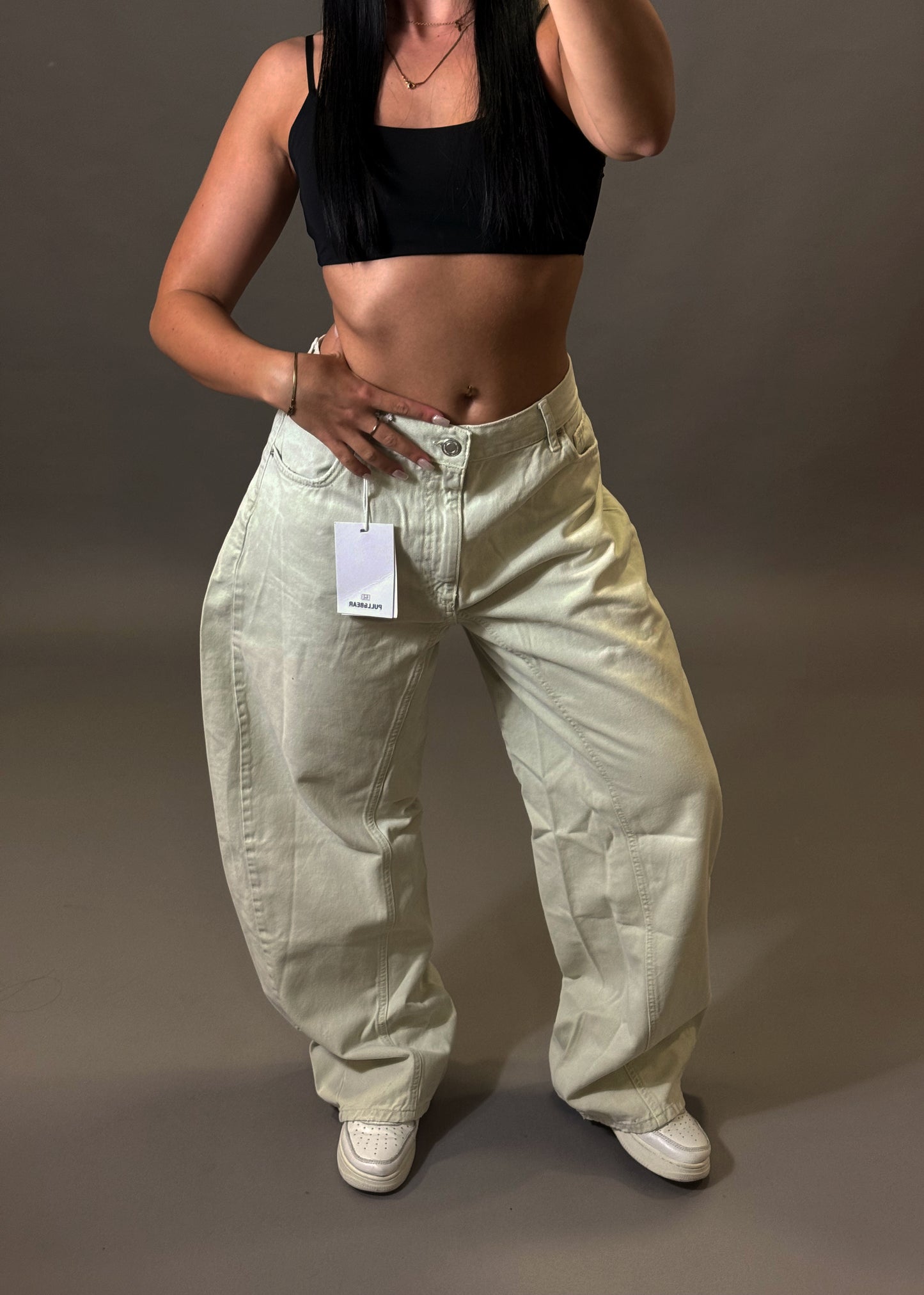 PULL&BEAR WASHED WHITE BAGGY JEANS
