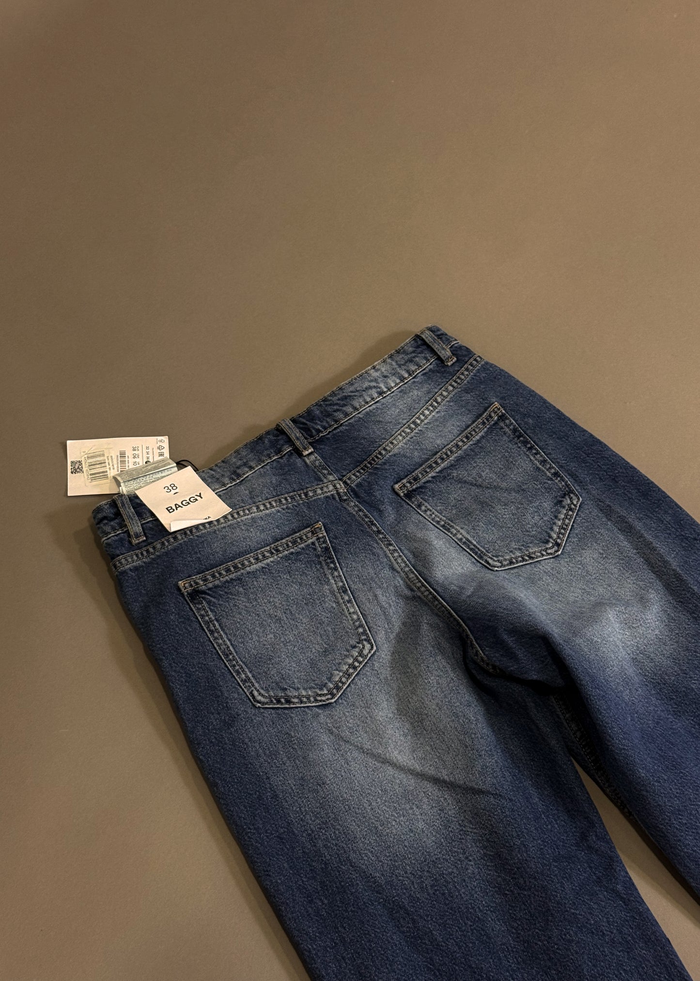 BERSHKA BAGGY JEANS