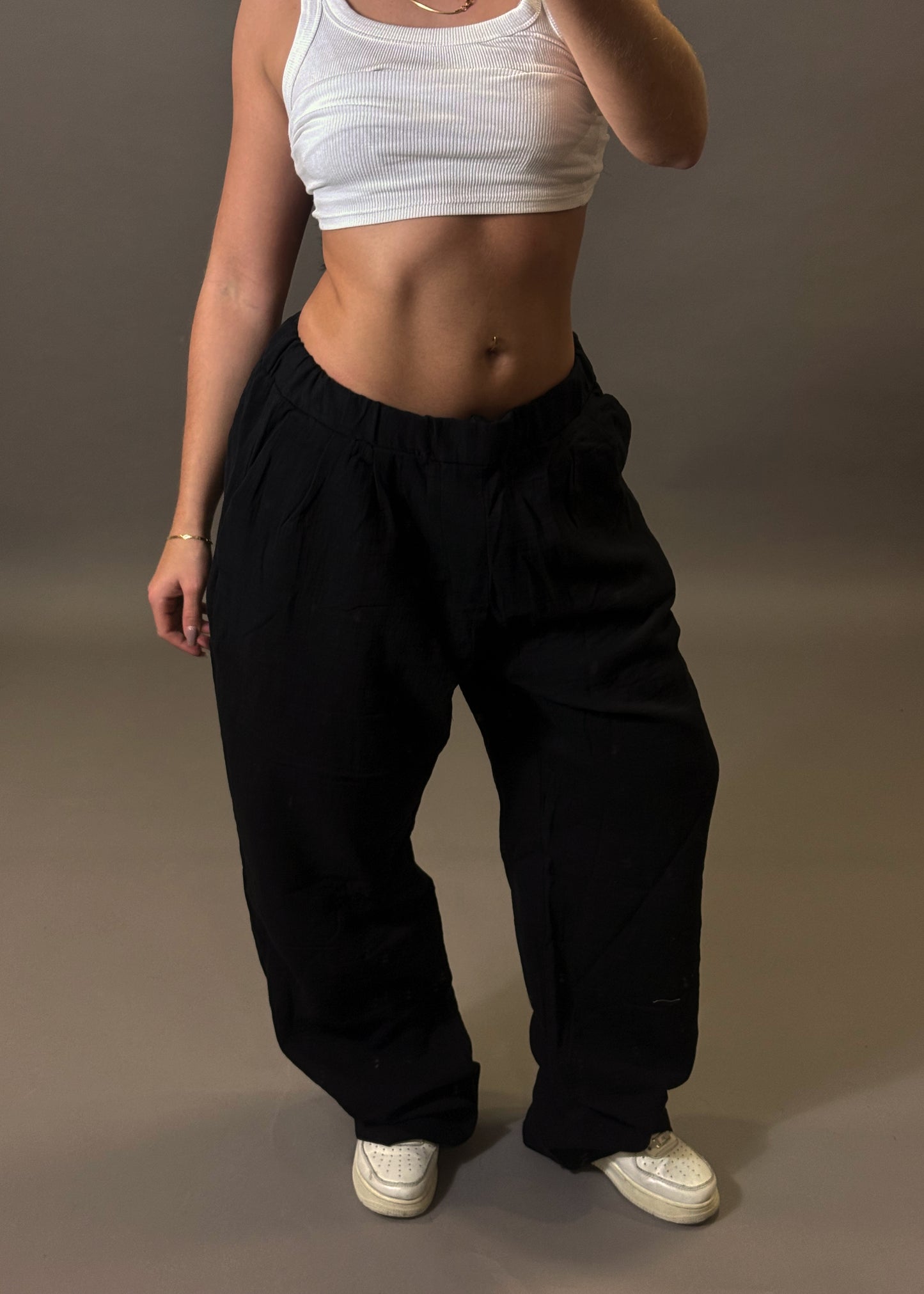 BERSHKA WIDE LEG TROUSERS