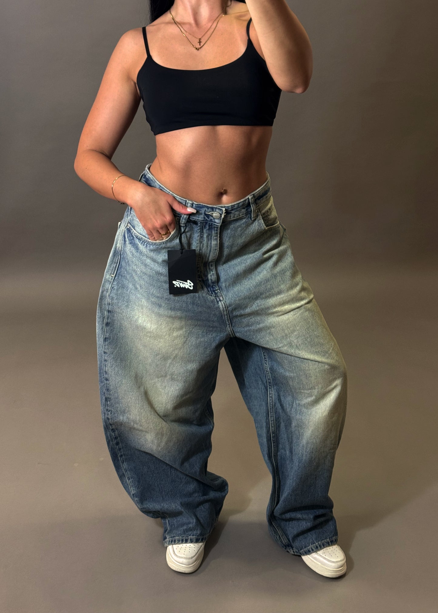 PULL&BEAR SUPER BAGGY JEANS