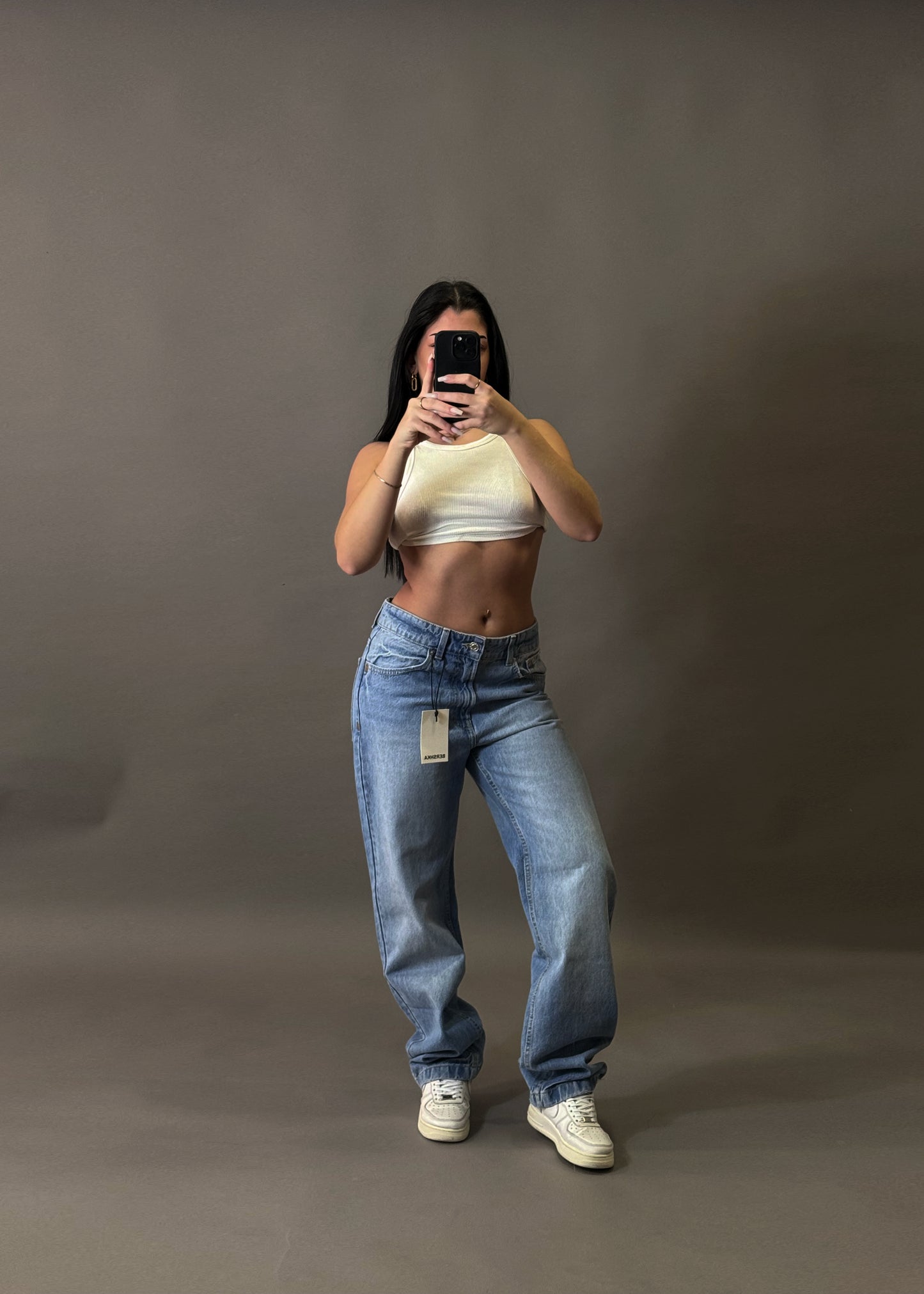 BERSHKA STRAIGHT FIT JEANS