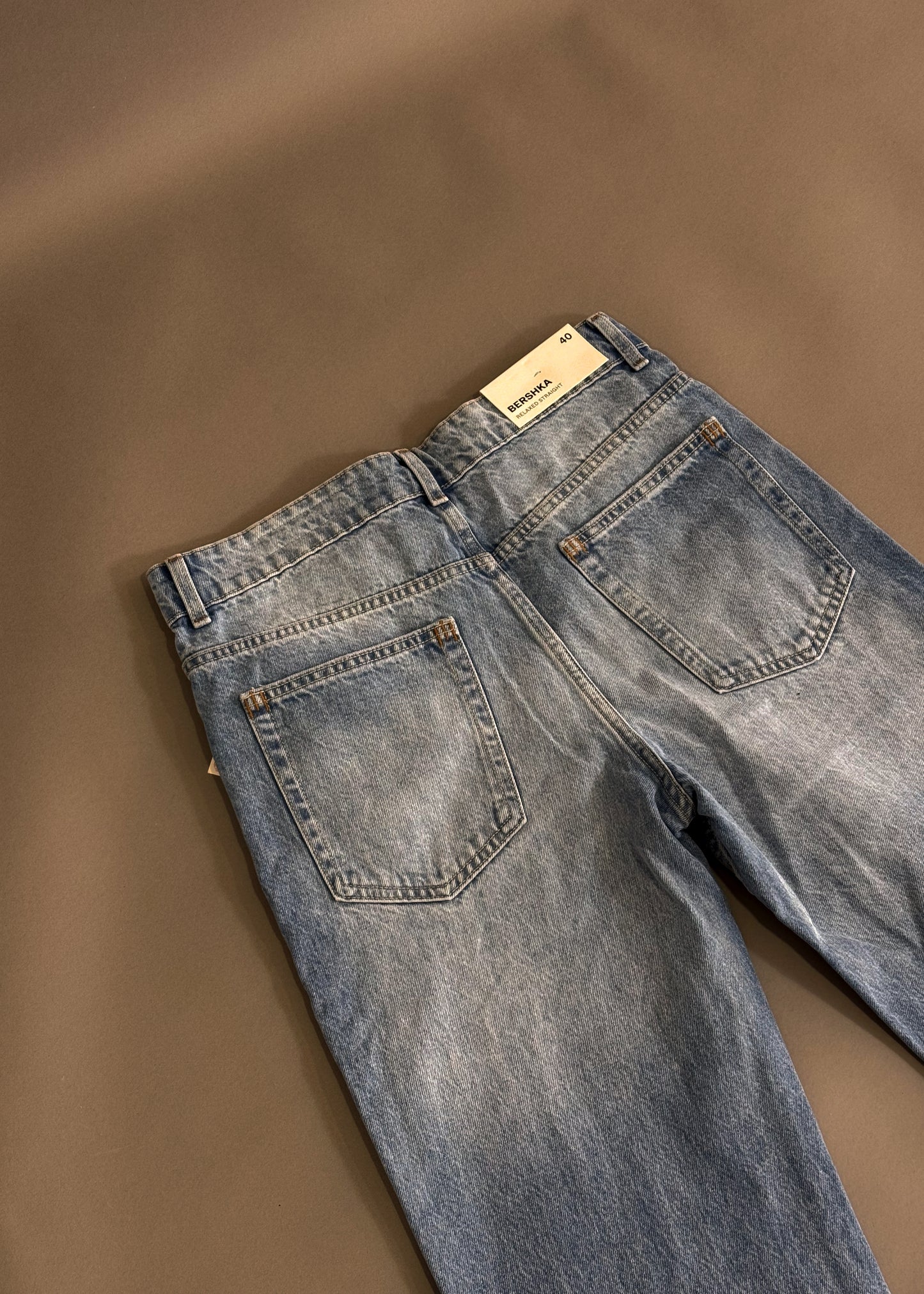 BERSHKA STRAIGHT FIT JEANS