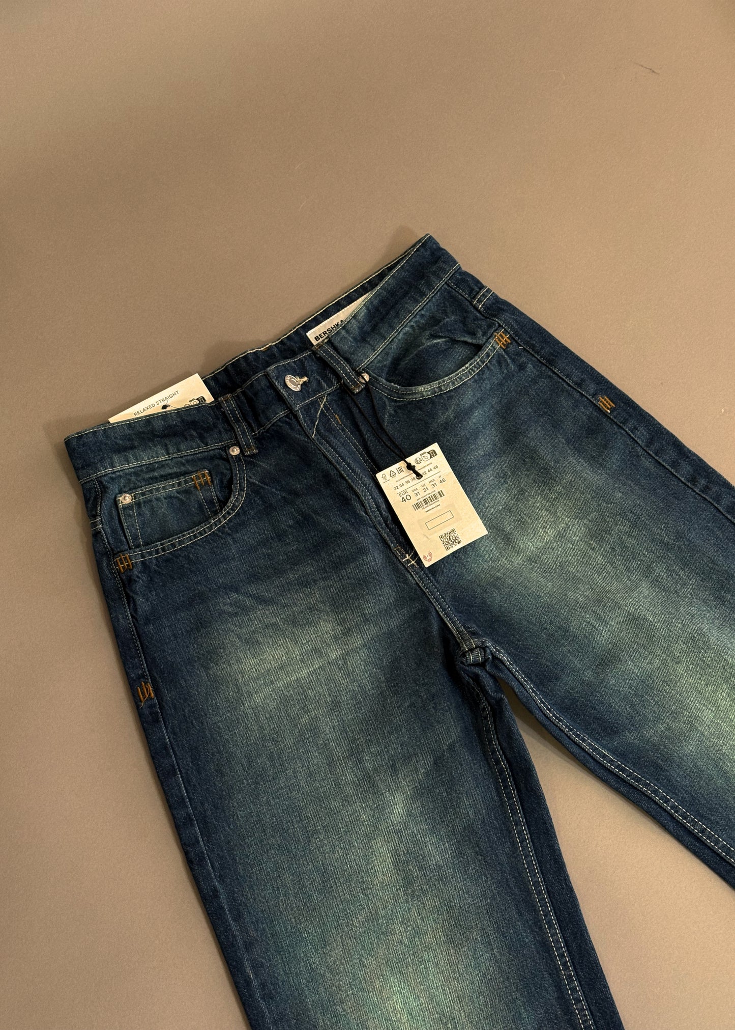 BERSHKA STRAIGHT FIT JEANS