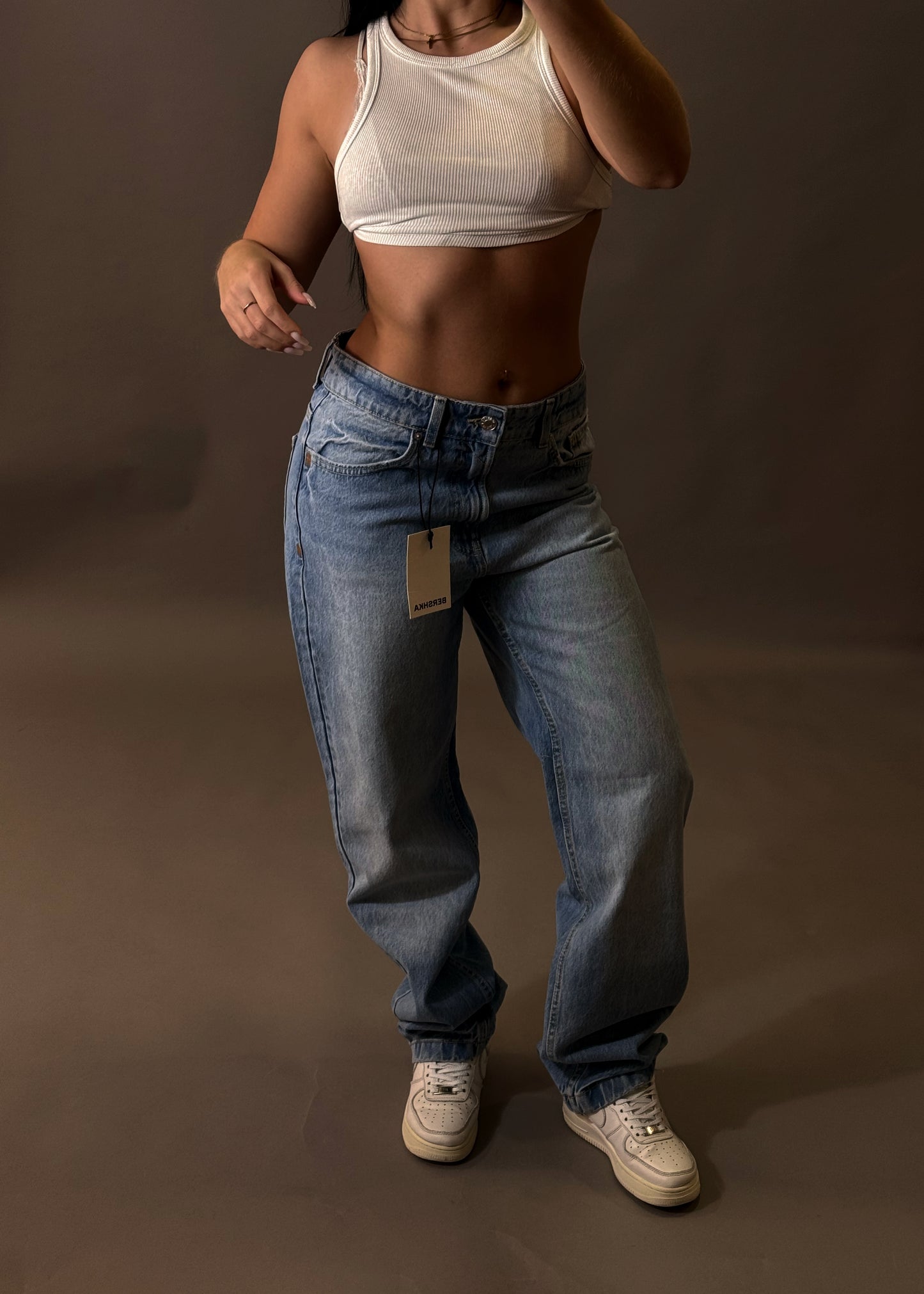 BERSHKA STRAIGHT FIT JEANS