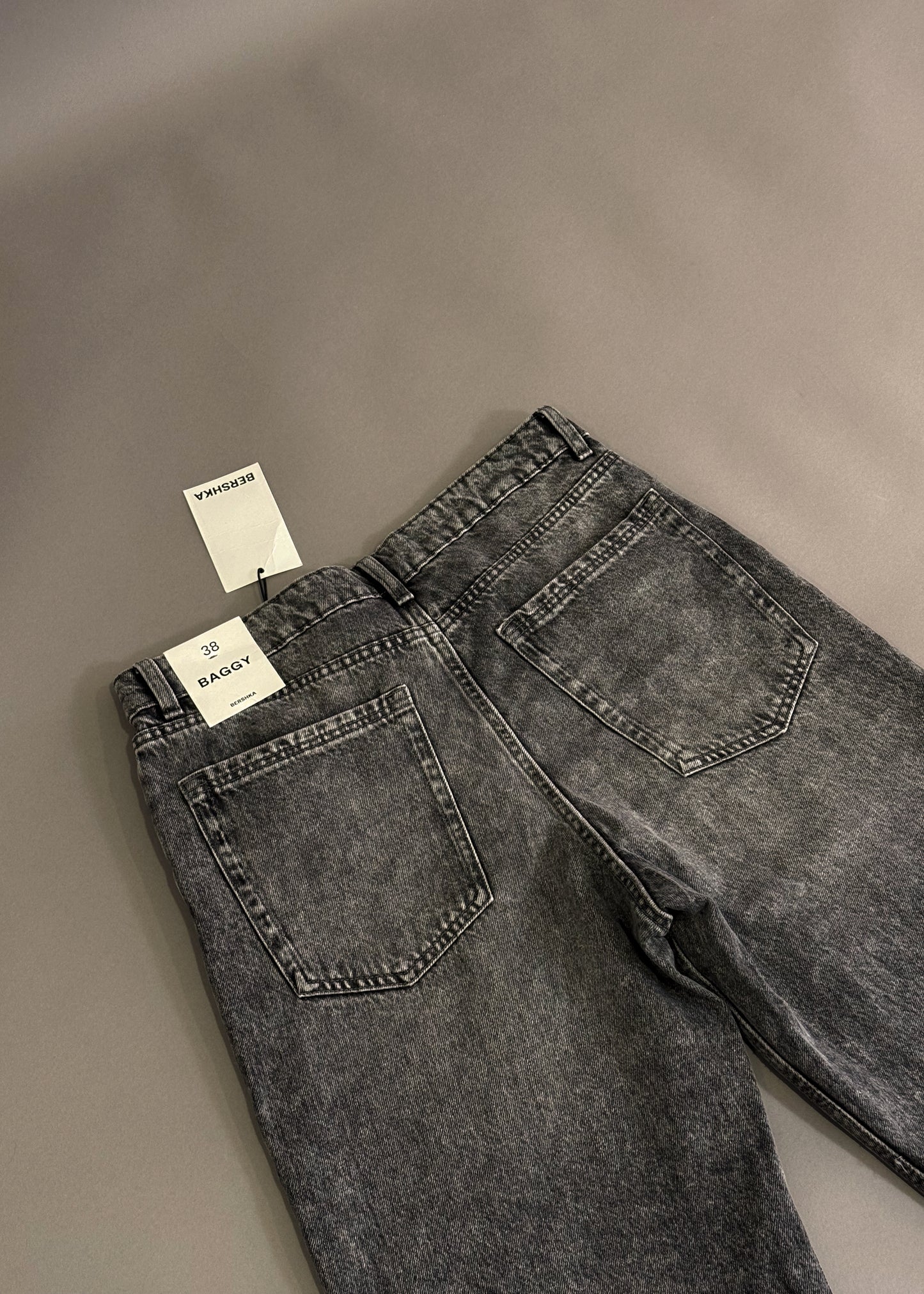 BERSHKA BAGGY JEANS
