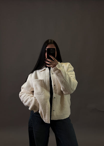 PULL&BEAR FUR JACKET