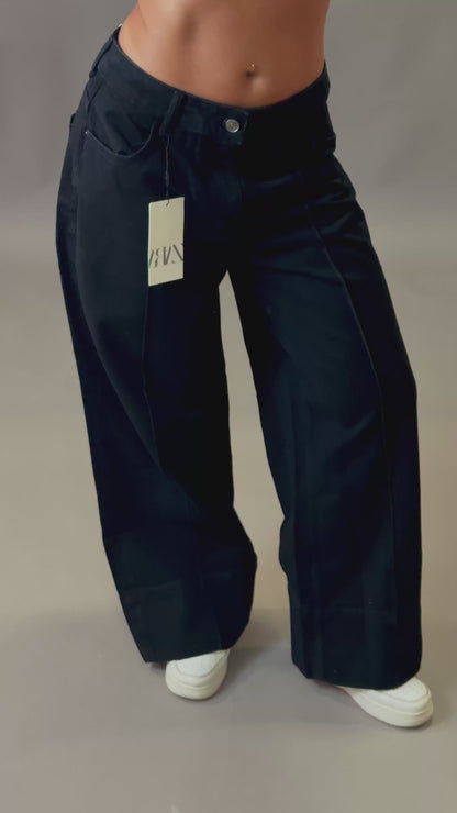 ZARA BLACK BAGGY JEANS