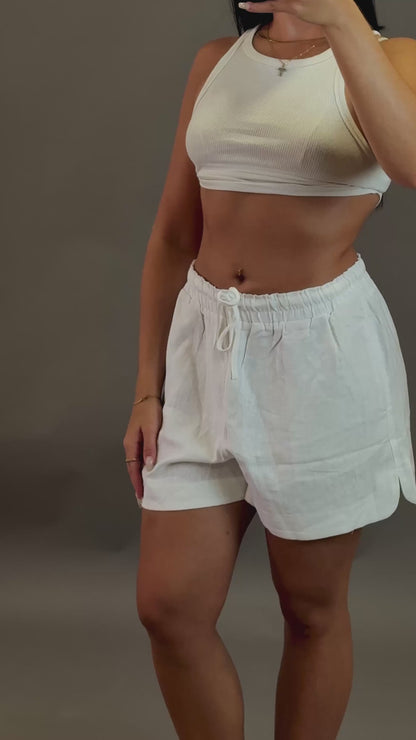 STRADIVARIUS LINEN WHITE SHORTS
